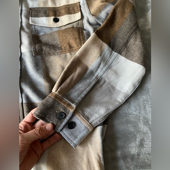 NWOT H&M Men’s Flannel Size M - Picture 3 of 7